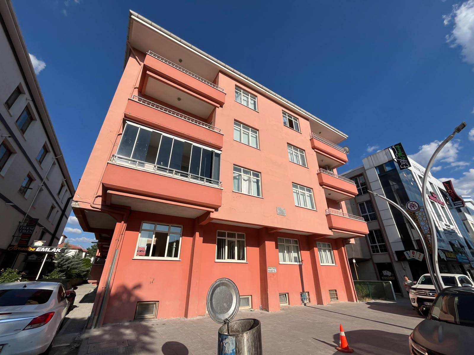 MABEL'DEN ATATÜRK MAHALLESİ'NDE KİRALIK 4+1 DAİRE
